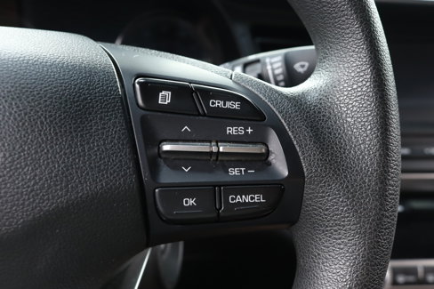 Used 2020 Hyundai Elantra SE w/ Cargo Package (C1) image 54