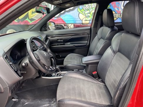 Used 2019 Mitsubishi Outlander SEL image 8