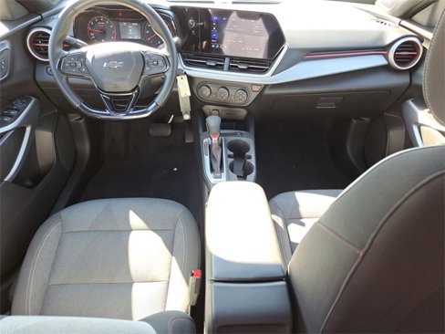 Used 2025 Chevrolet Trax RS w/ Sunroof Package image 10