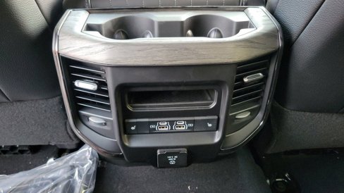New 2025 RAM 3500 Limited image 9