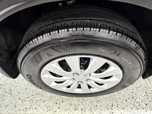 Used 2025 Nissan Kicks S image 40
