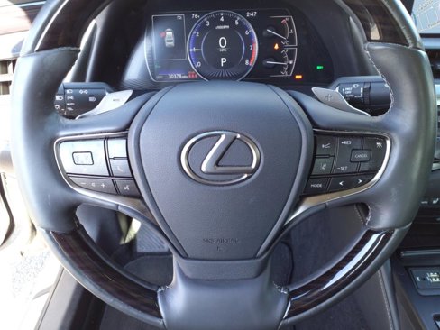 Used 2019 Lexus ES 350 w/ Luxury Package image 11