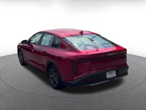 Used 2025 Kia K4 LXS image 10