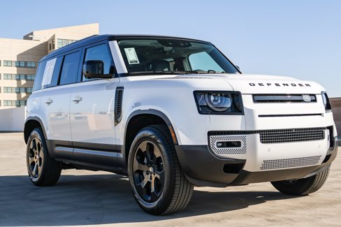 New 2025 Land Rover Defender 110 S image 3