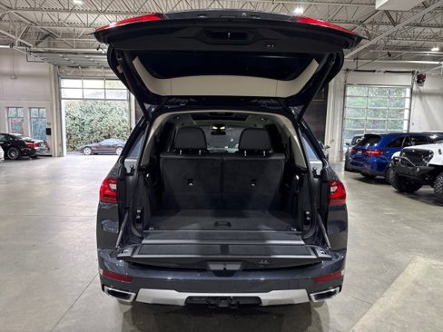 Used 2020 BMW X7 xDrive40i w/ Premium Package image 15