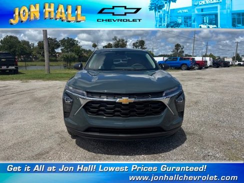 New 2025 Chevrolet Trax LS w/ Driver Confidence Package image 16