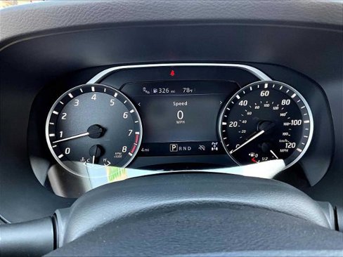 Certified 2025 Nissan Frontier SV image 24