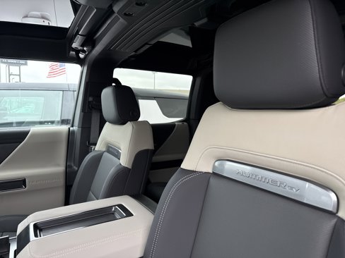 New 2026 GMC Hummer EV SUV image 9