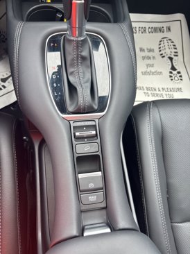 Used 2025 Honda HR-V EX-L image 40