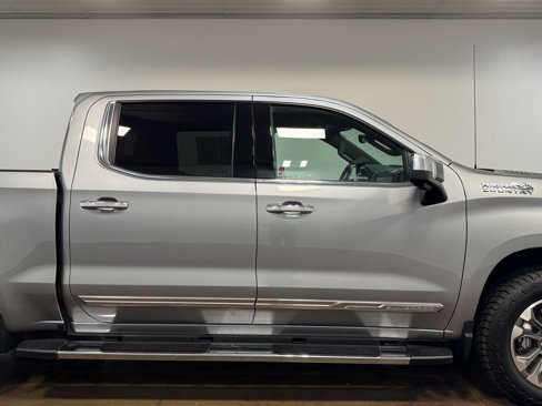 Used 2024 Chevrolet Silverado 1500 High Country image 41