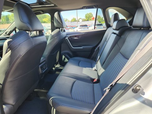Used 2021 Toyota RAV4 XSE image 28