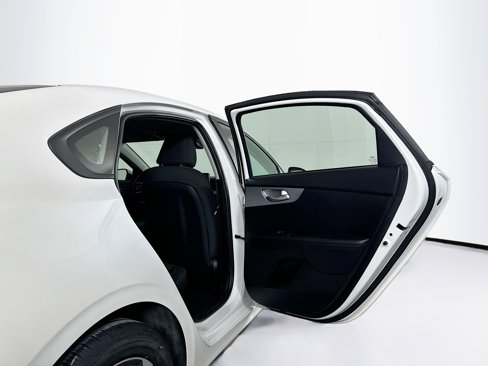 Used 2024 Kia Forte LXS image 27