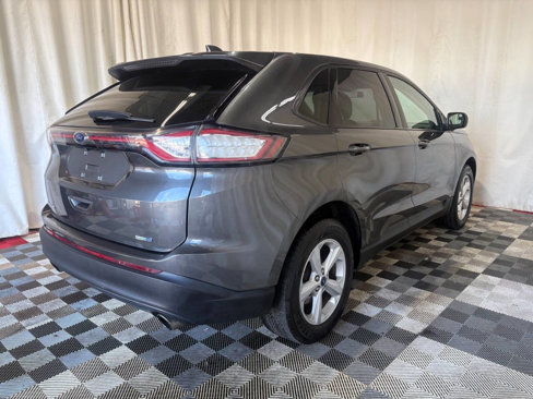 Used 2018 Ford Edge SE image 6
