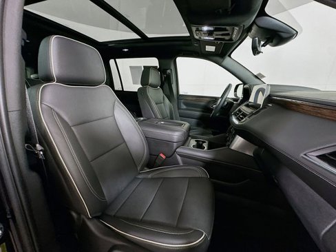 Certified 2024 Chevrolet Suburban Premier w/ Premium Package 2 image 31