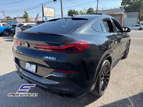 Used 2024 BMW X6 M60i w/ Dynamic Handling Package image 11