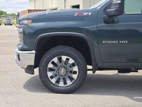 New 2025 Chevrolet Silverado 2500 LT image 5