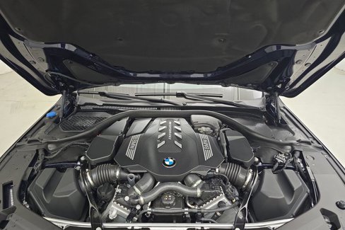 Certified 2024 BMW M850i Gran Coupe xDrive image 32
