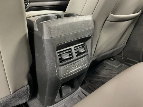 Used 2024 Chevrolet Colorado ZR2 w/ Technology Package image 24