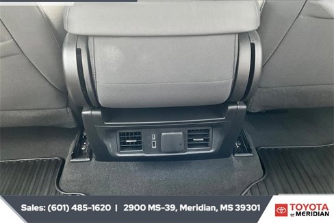 Used 2024 Chevrolet Silverado 1500 LT image 24