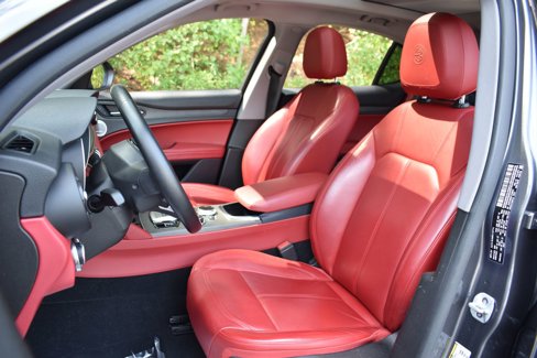 Used 2020 Alfa Romeo Stelvio Ti w/ Active Blind Spot Package image 23