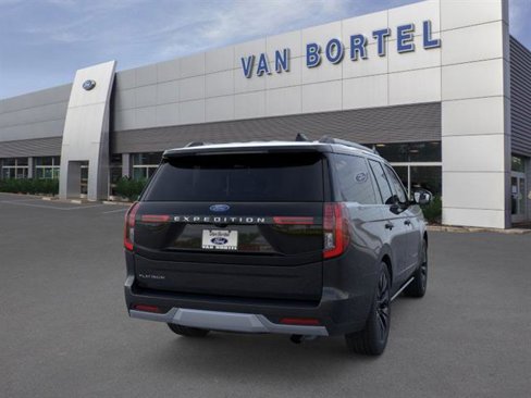New 2025 Ford Expedition Platinum image 8