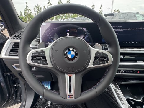New 2026 BMW X7 M60i image 16