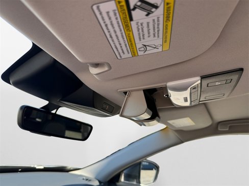 Used 2025 Nissan Pathfinder SL image 27