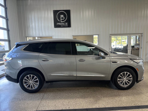 Used 2024 Buick Enclave Premium image 40