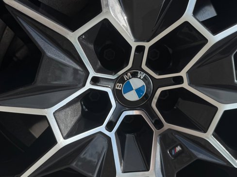 Used 2025 BMW X7 xDrive40i w/ M Sport Package image 94