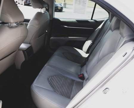 Used 2020 Toyota Camry SE image 19