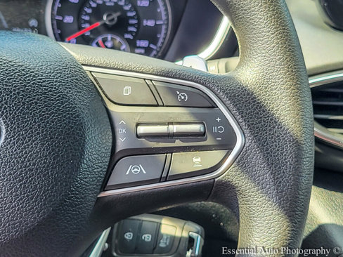 Used 2023 Hyundai Santa Fe SE image 18