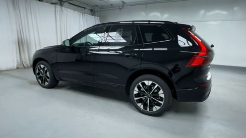 New 2026 Volvo XC60 T8 Plus w/ Protection Package Premier image 21