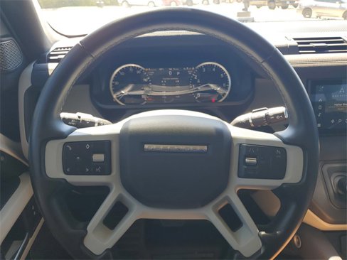 Used 2023 Land Rover Defender 110 S image 15