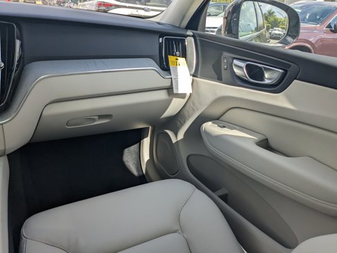 New 2025 Volvo XC60 T8 Plus w/ Protection Package Premier image 18