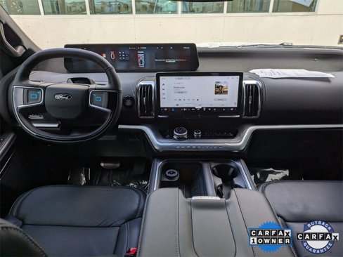Used 2025 Ford Expedition Platinum w/ Stealth Performance Package image 15