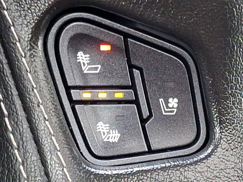 Used 2019 GMC Yukon XL Denali w/ Denali Ultimate Package image 29