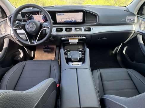 New 2026 Mercedes-Benz GLS 450 4MATIC image 29