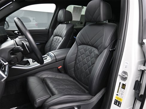 Used 2024 BMW X5 xDrive40i w/ Premium Package image 18