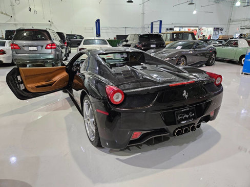 Used 2012 Ferrari 458 Spider image 31