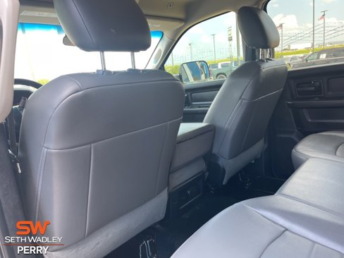Used 2018 RAM 3500 Tradesman w/ Popular Equipment Group image 16