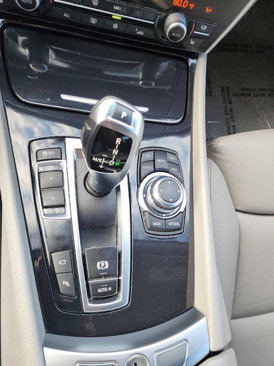 Used 2011 BMW 550i Gran Turismo image 23