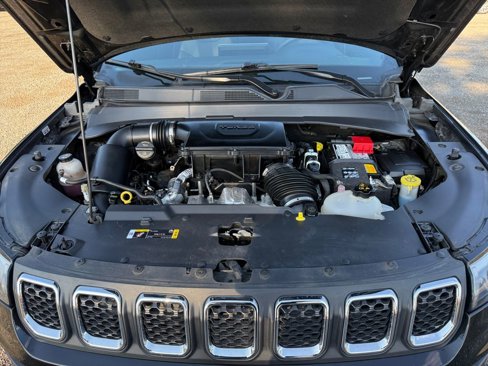 Certified 2023 Jeep Compass Latitude w/ Sun and Sound Group image 25
