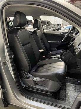 Used 2022 Volkswagen Tiguan SE image 50