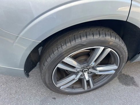 Used 2018 Volvo XC60 T5 Momentum w/ Advanced Package image 22