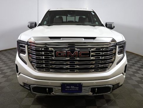 Used 2023 GMC Sierra 1500 Denali w/ Denali Reserve Package image 3