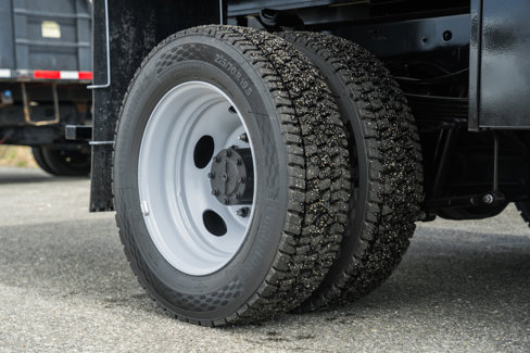New 2025 Ford F550 4x4 Regular Cab Super Duty image 17