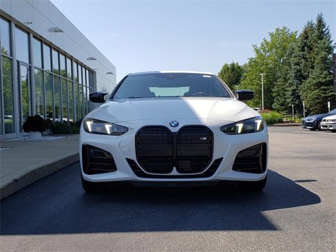 New 2026 BMW 440i xDrive Coupe w/ Parking Assistance Package image 2