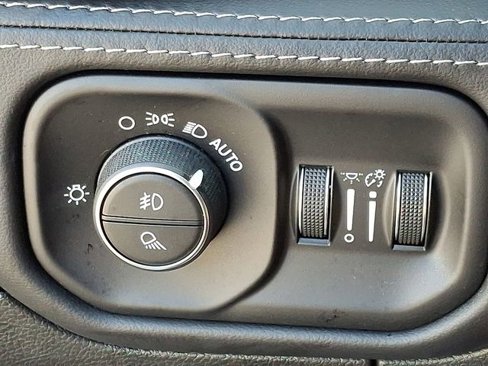 Used 2022 RAM 1500 Limited image 26