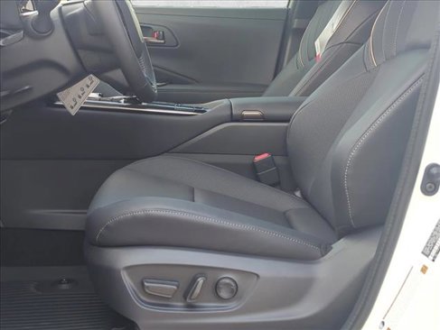 Certified 2026 Toyota Crown XLE image 18