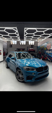 Used 2017 BMW X5 M image 2